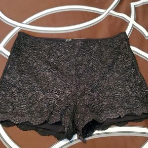 Guess lace shorts